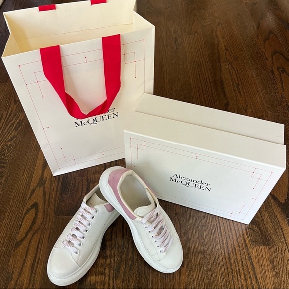 Antic pink Alexander McQueen sneakers! - Picture 3 of 9